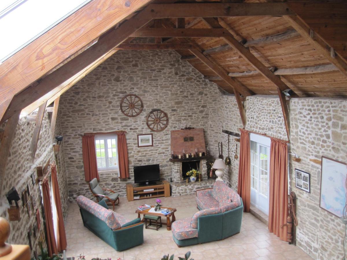 Le Bois Chef D'Ane Bed & Breakfast Collinée Exterior foto